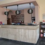 Ξενοδοχείο Zephyros 3*