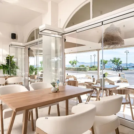 Zephyros Hotel