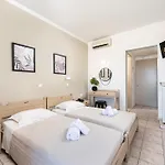 Zephyros Hotel