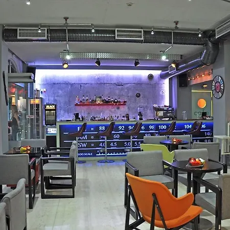 Zephyros Hotel