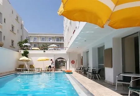 Zephyros Hotel