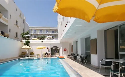 Zephyros Hotel