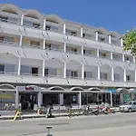 Zephyros Hotel 3*