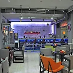 Zephyros Hotel