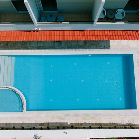 Zephyros Hotel