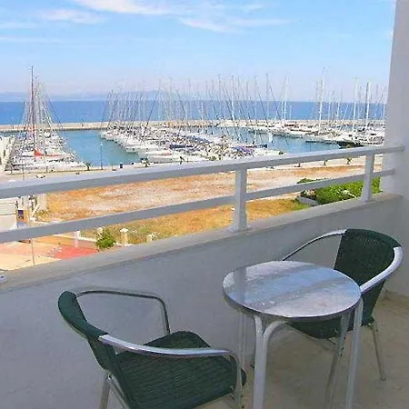 Zephyros Hotel