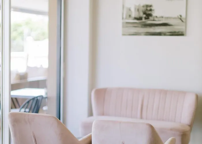 מלון Zephyros 3*